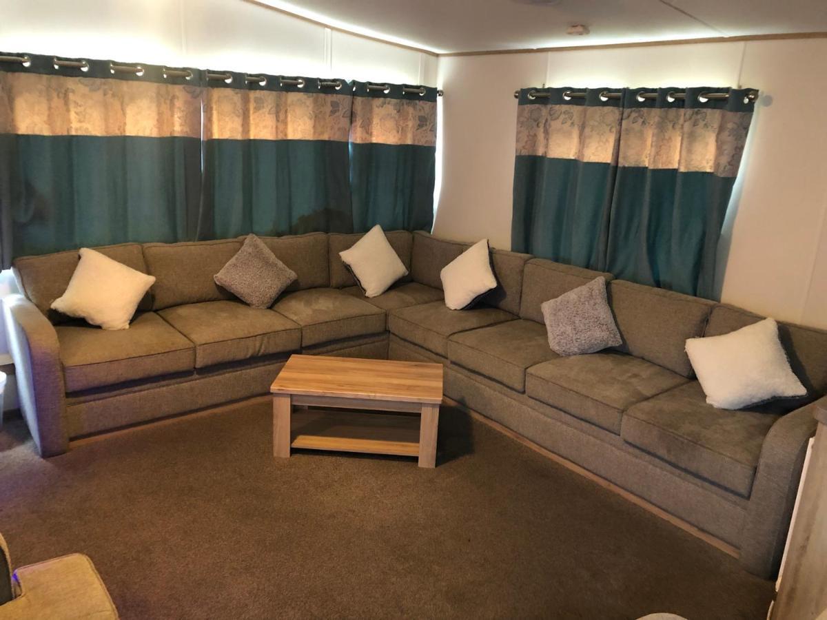Classy Caravan With Ample Space Bembridge Luaran gambar
