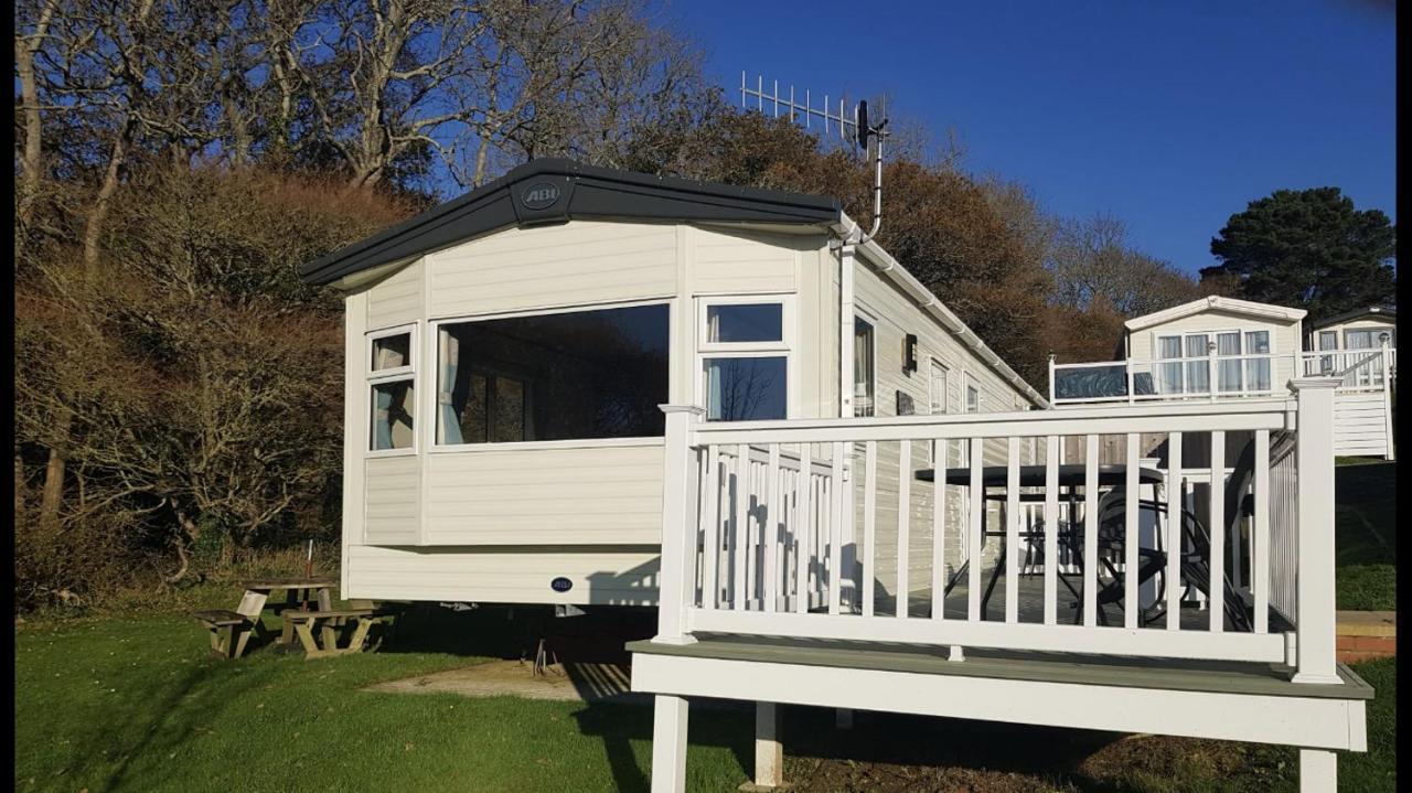Classy Caravan With Ample Space Bembridge Luaran gambar