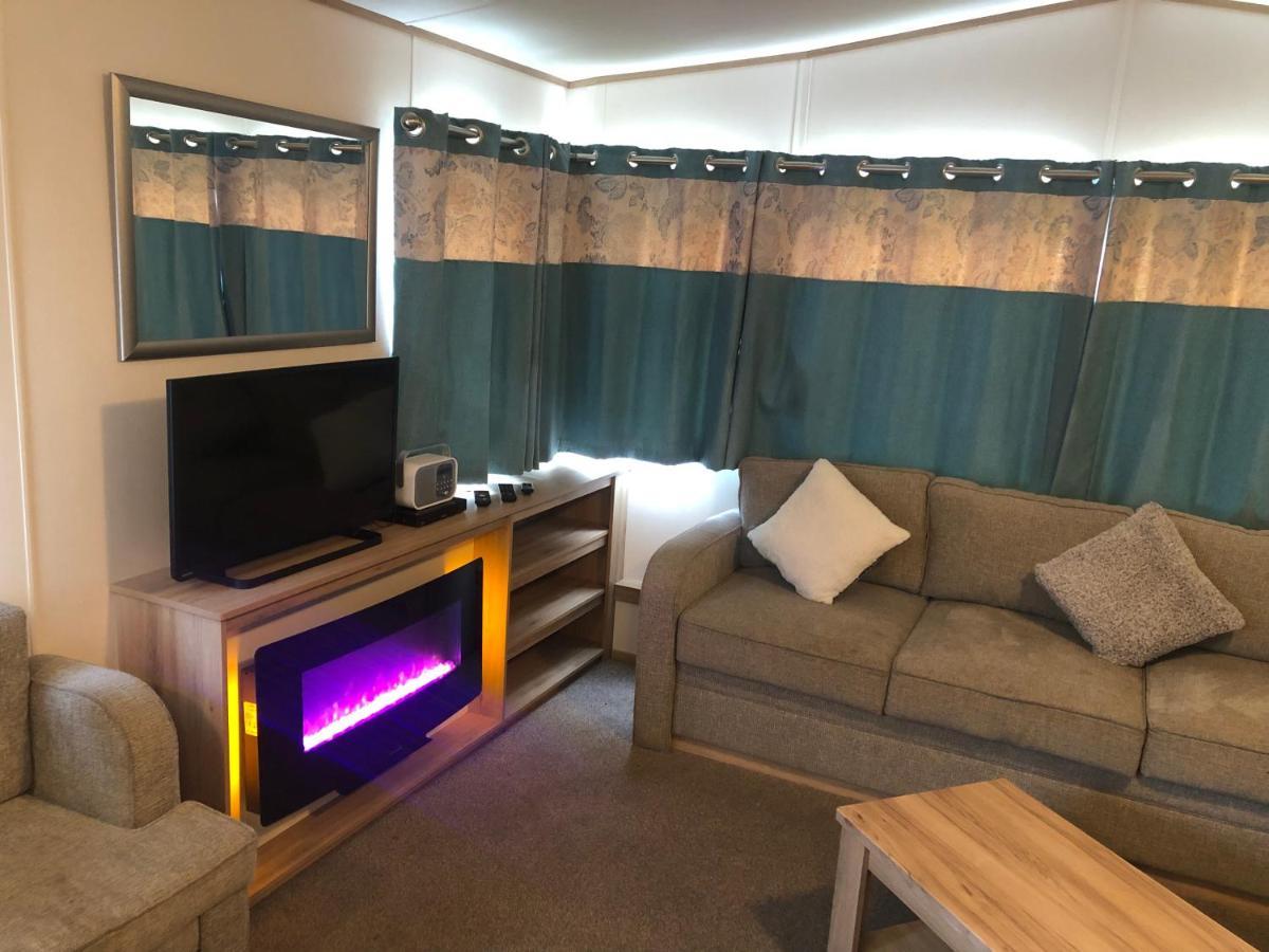 Classy Caravan With Ample Space Bembridge Luaran gambar