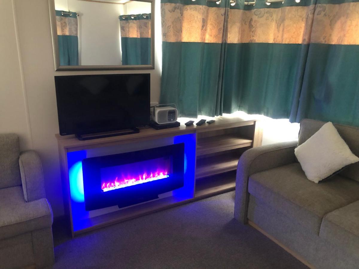 Classy Caravan With Ample Space Bembridge Luaran gambar