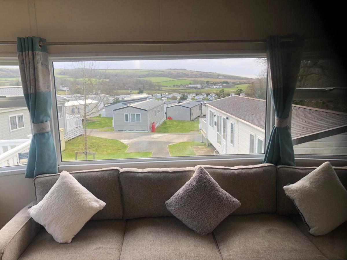 Classy Caravan With Ample Space Bembridge Luaran gambar